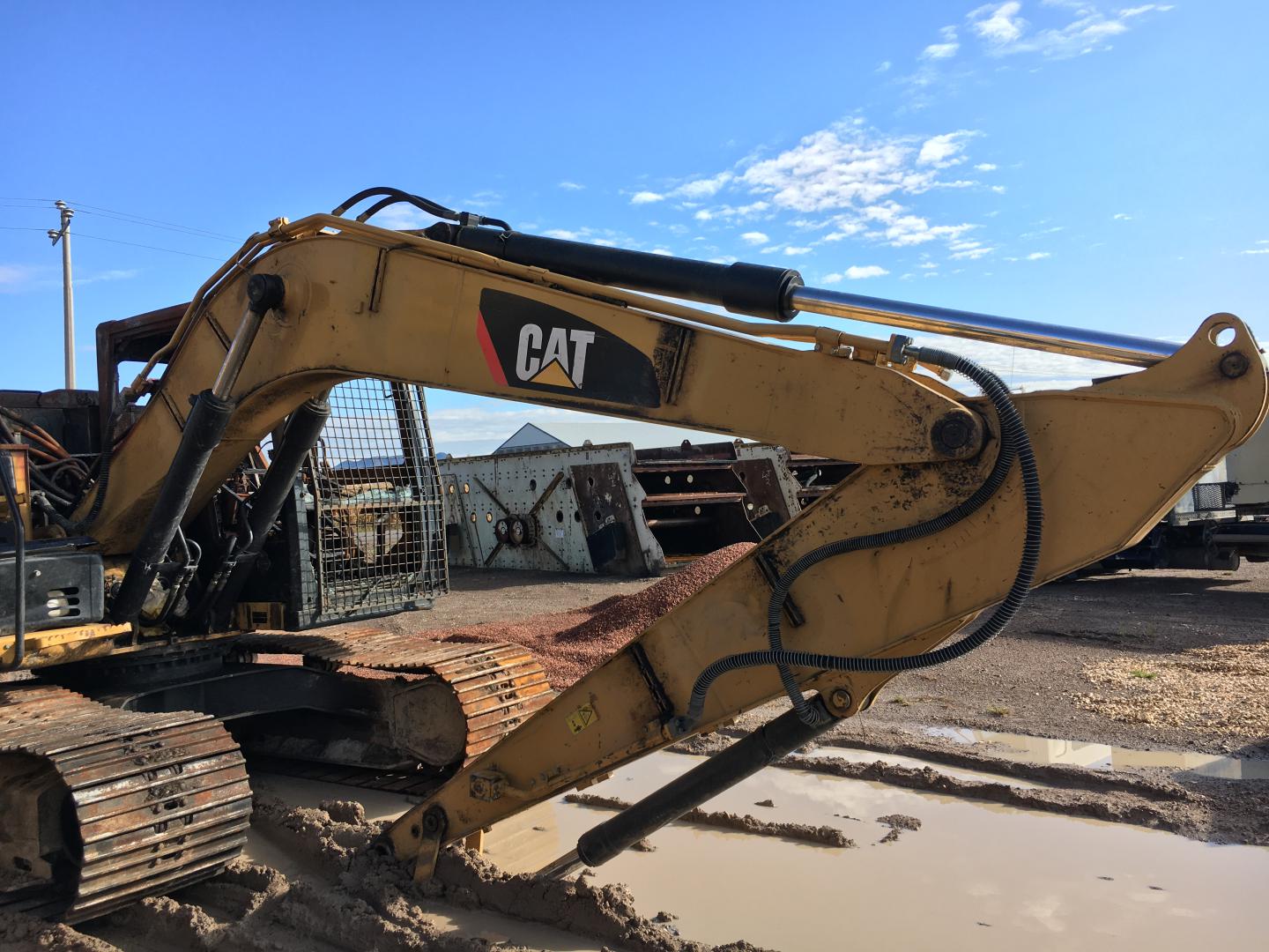 ./imagenes/INVOICE/2019/16204/EXCAVADORA CAT_312E (4).JPG